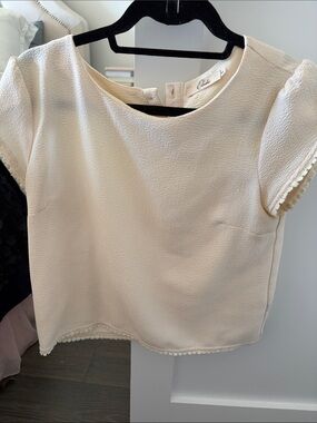 Elodie Cream Textured Cap Sleeve Crop Top
